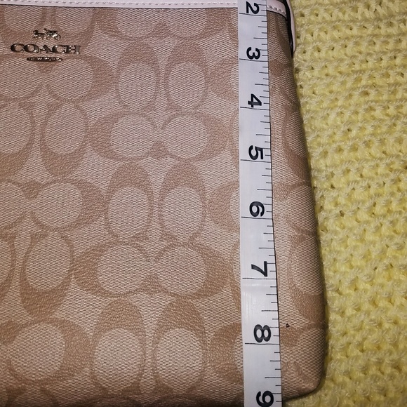 Authentic Coach Purse - Picture 2 of 6